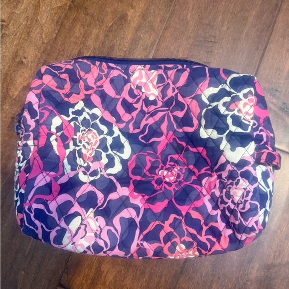 Vera Bradley Handbags - Vera Bradley Makeup Pouch